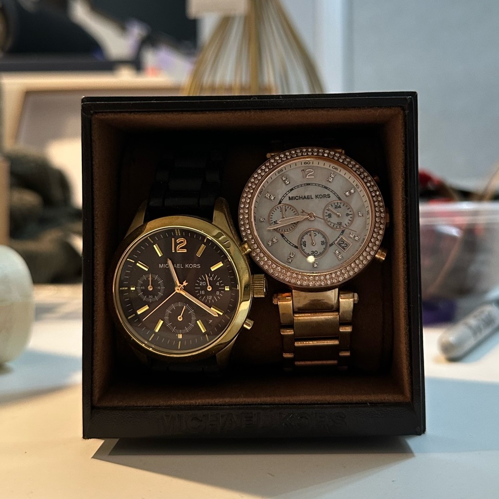 Michael Kors Rose Gold Watch & Black Rubber Band Watch